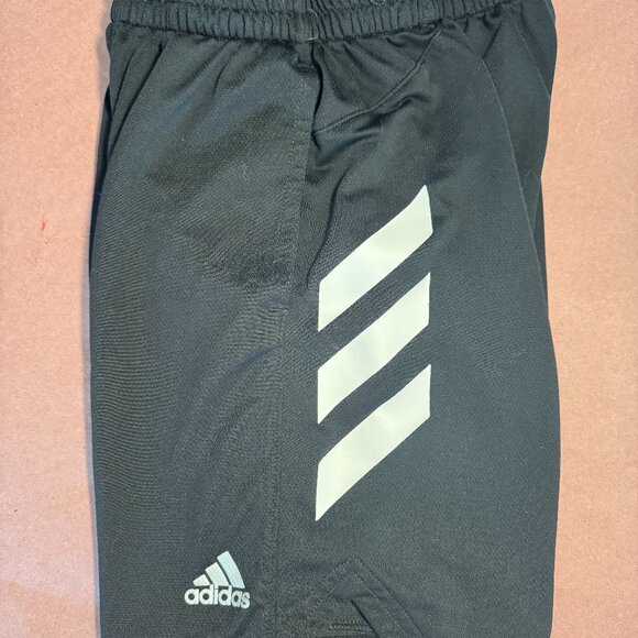 Boys White Adidas Germany Soccer Jersey (Medium) W/3 stripe Adidas shorts (8) - Picture 3 of 5